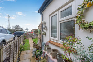 Lower Terrace Avon Dassett